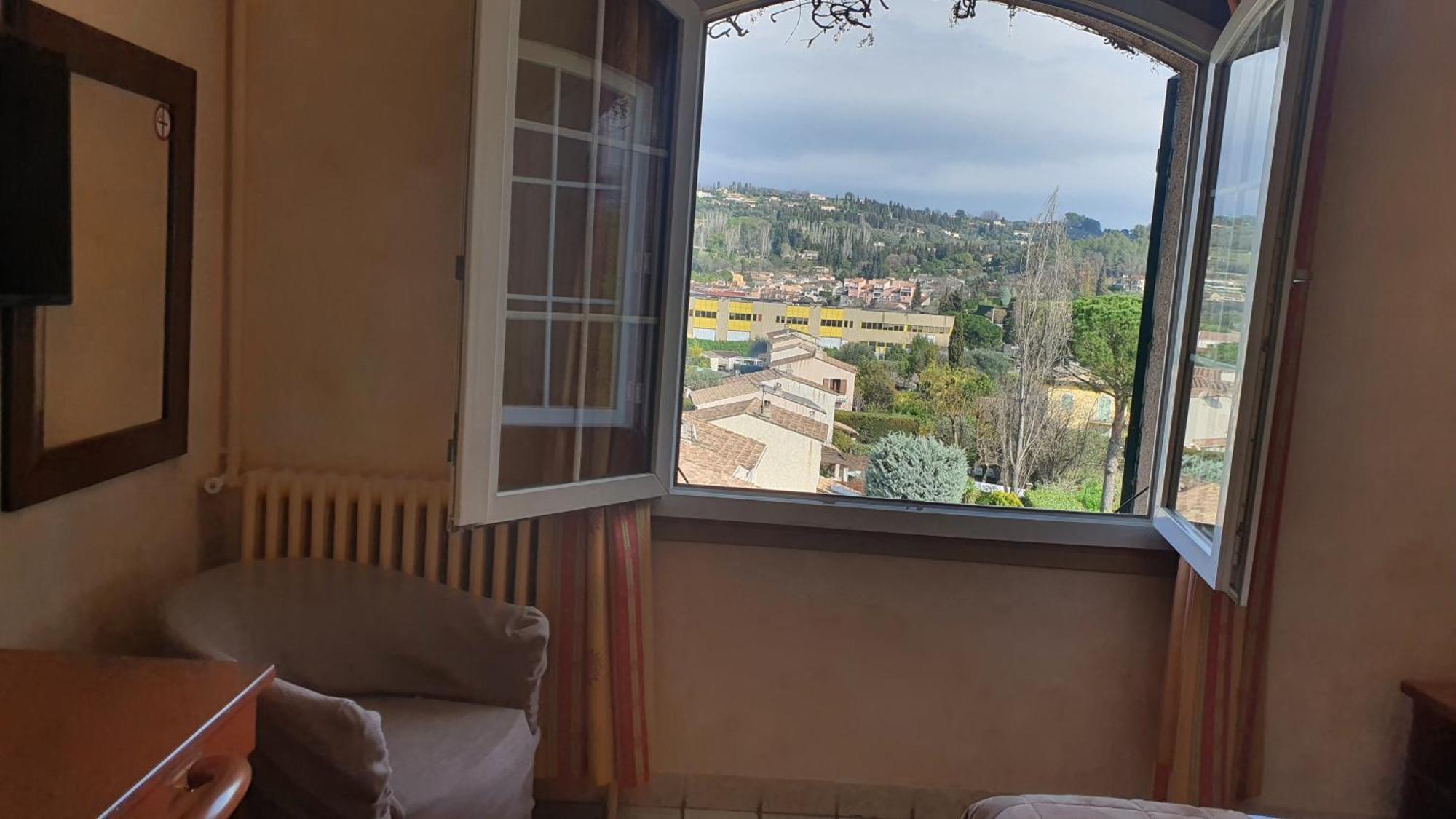Auberge Les Aromes Grasse Kültér fotó
