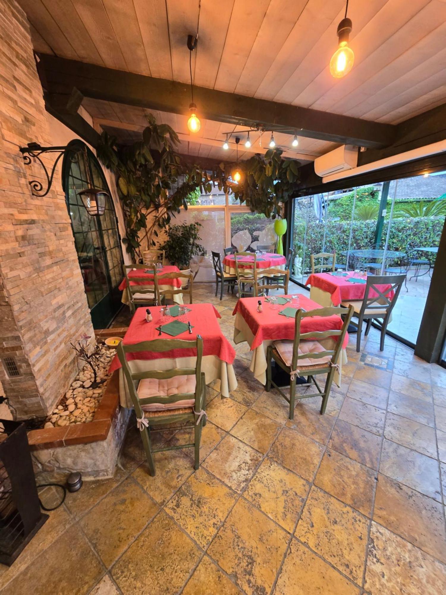 Auberge Les Aromes Grasse Kültér fotó